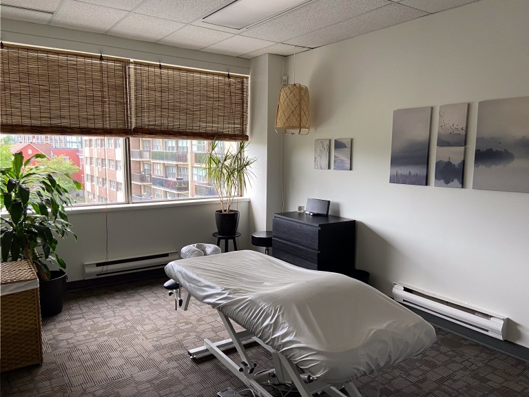 Jennifer Joyce, Massage Therapist, Ottawa Lumino Health