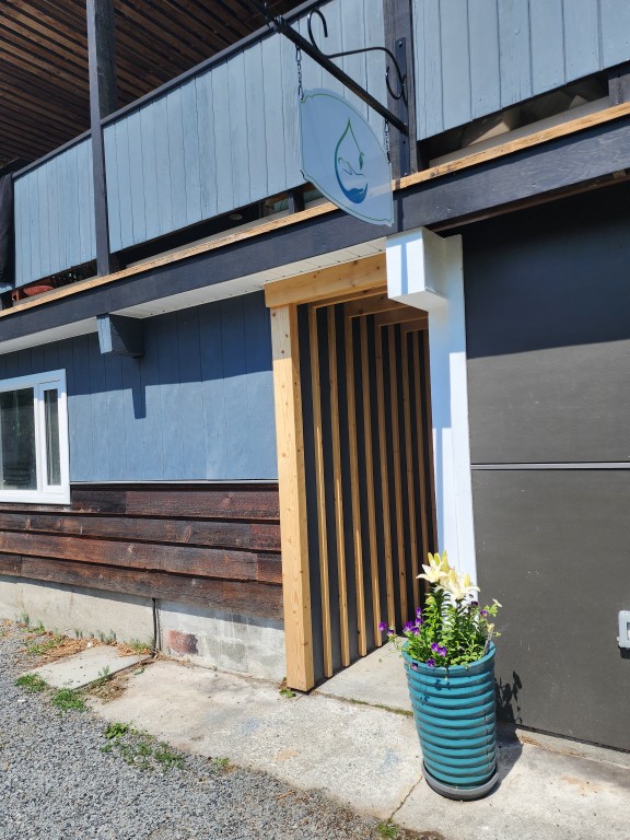 Sachiv Ahir, Massage Therapist, Garibaldi Highlands Lumino Health